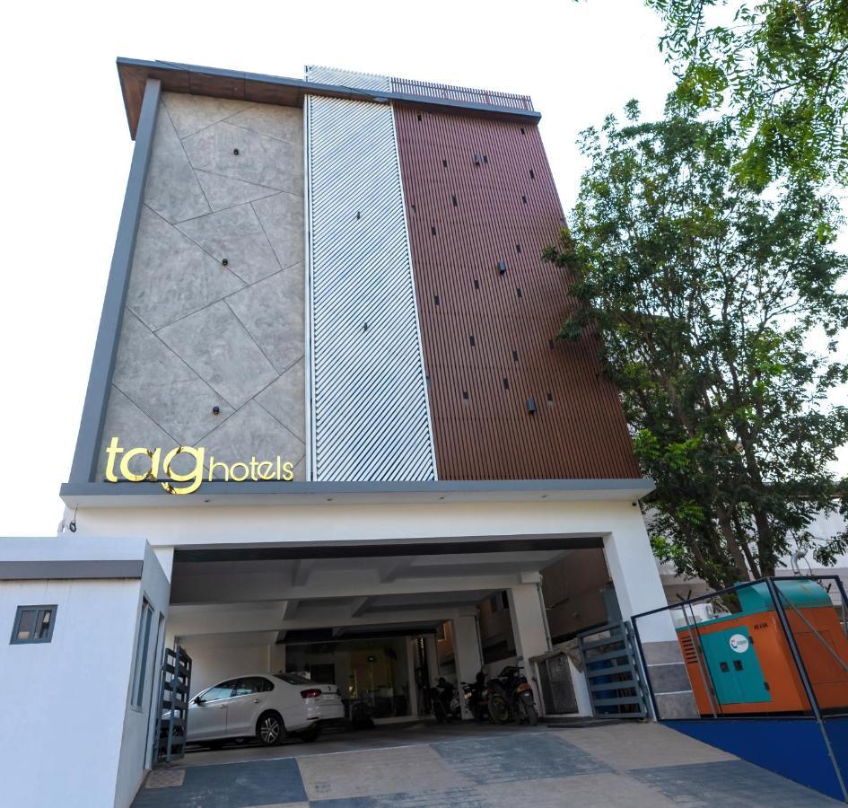 Tag Hotels Irugur ภายนอก รูปภาพ