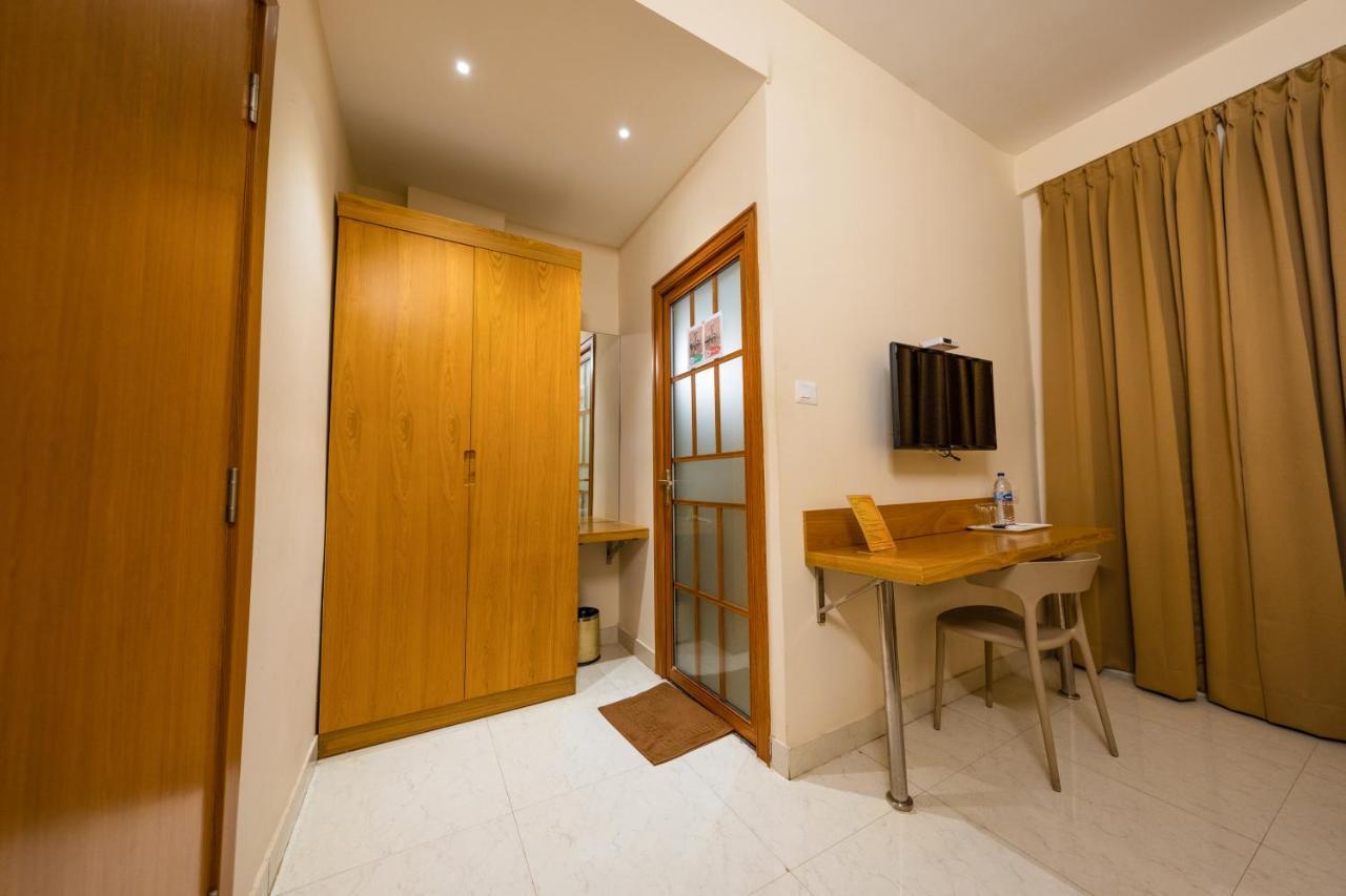 Tag Hotels Irugur ภายนอก รูปภาพ