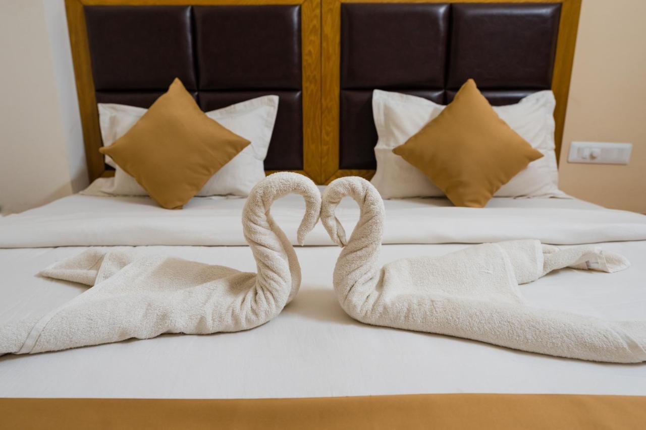 Tag Hotels Irugur ภายนอก รูปภาพ
